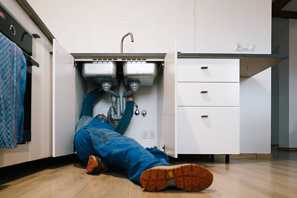 Professional Leak Detection technician working in Fountainville, PA